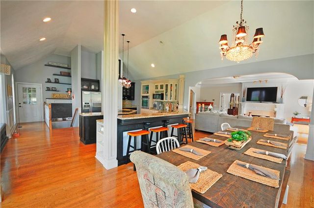 10121 Lakeview Parkway, Villa Rica, GA 30180