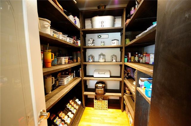 10121 Lakeview Parkway, Villa Rica, GA 30180