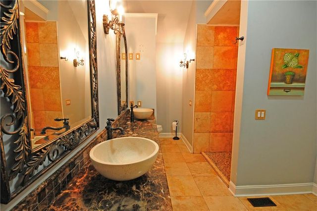 10121 Lakeview Parkway, Villa Rica, GA 30180