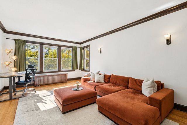 822 Washington Boulevard 3, Oak Park, IL 60302