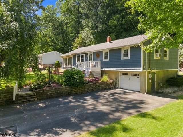 18 Fox Hollow Ct, Vernon Twp., NJ 07462