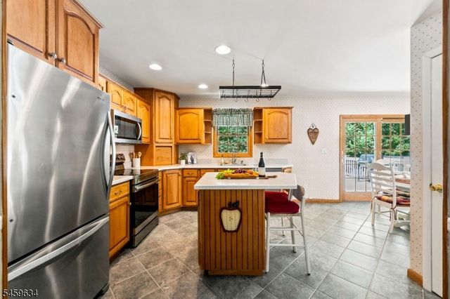 18 Fox Hollow Ct, Vernon Twp., NJ 07462