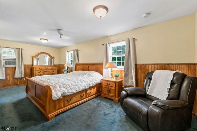 18 Fox Hollow Ct, Vernon Twp., NJ 07462