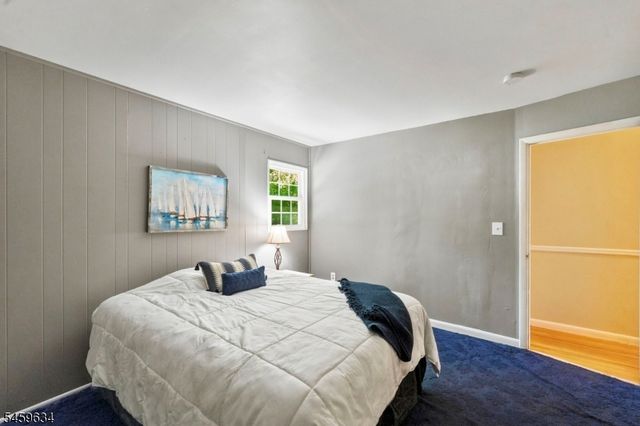 18 Fox Hollow Ct, Vernon Twp., NJ 07462