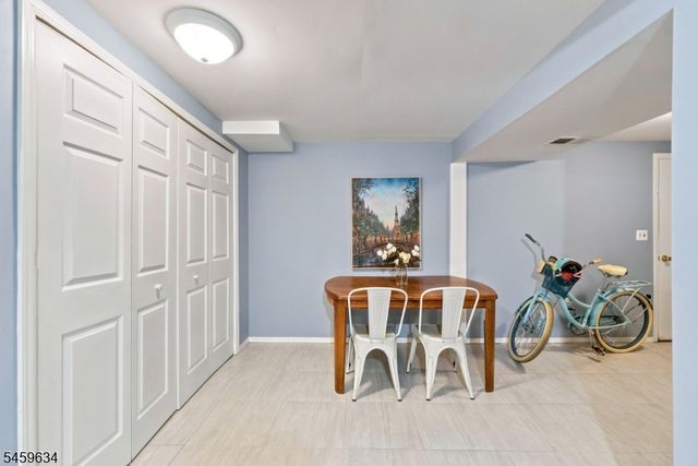 18 Fox Hollow Ct, Vernon Twp., NJ 07462