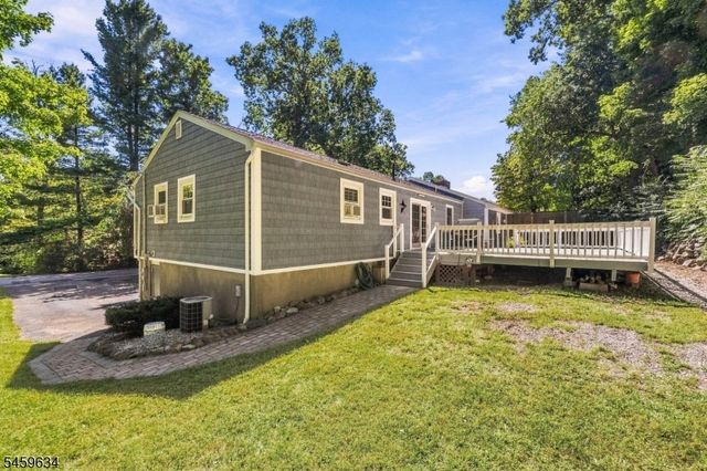 18 Fox Hollow Ct, Vernon Twp., NJ 07462