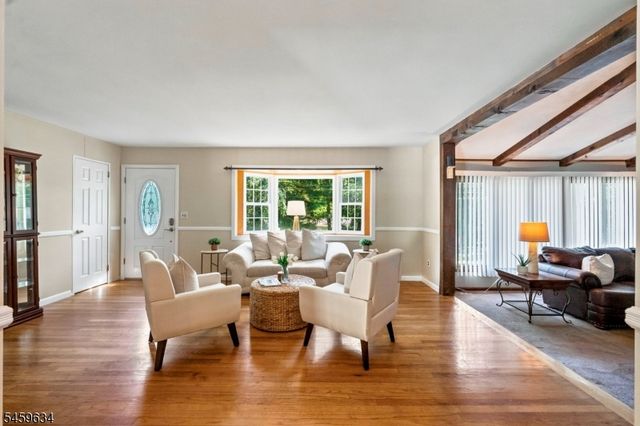 18 Fox Hollow Ct, Vernon Twp., NJ 07462