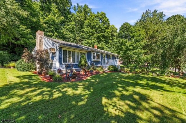 18 Fox Hollow Ct, Vernon Twp., NJ 07462