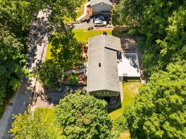 18 Fox Hollow Ct, Vernon Twp., NJ 07462