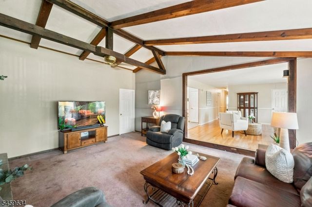 18 Fox Hollow Ct, Vernon Twp., NJ 07462