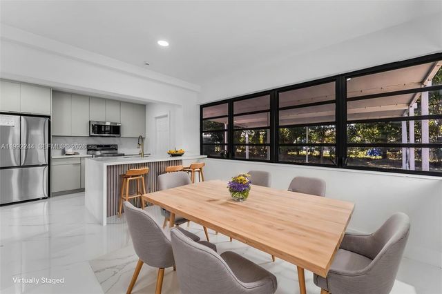 10170 SW 170th Ter, Miami, FL 33157