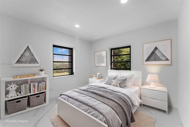 10170 SW 170th Ter, Miami, FL 33157