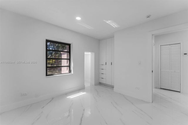 10170 SW 170th Ter, Miami, FL 33157