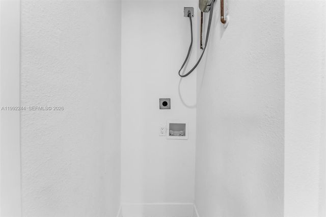 10170 SW 170th Ter, Miami, FL 33157