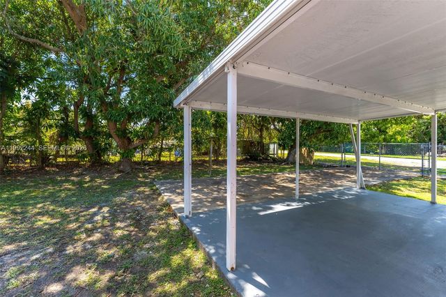 10170 SW 170th Ter, Miami, FL 33157