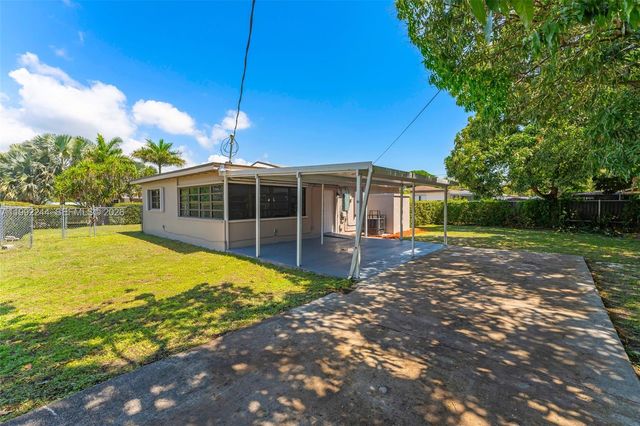 10170 SW 170th Ter, Miami, FL 33157