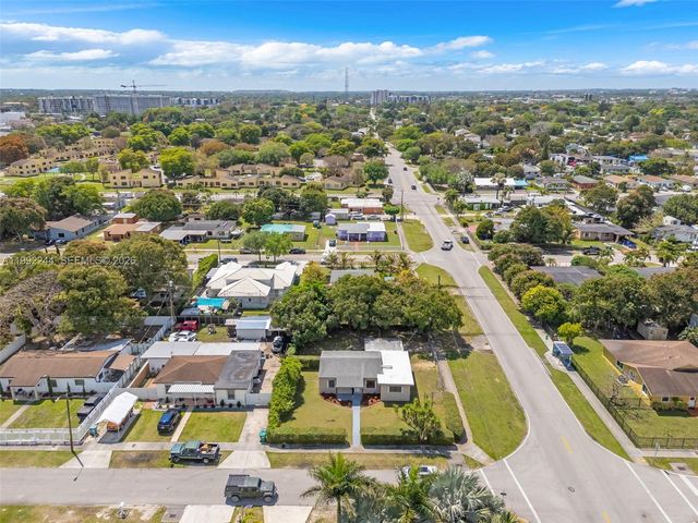 10170 SW 170th Ter, Miami, FL 33157