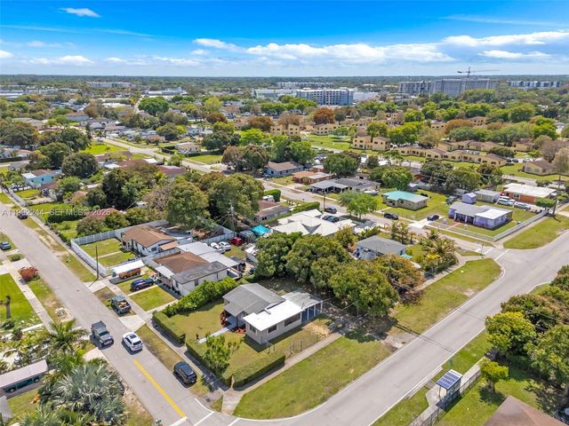 10170 SW 170th Ter, Miami, FL 33157