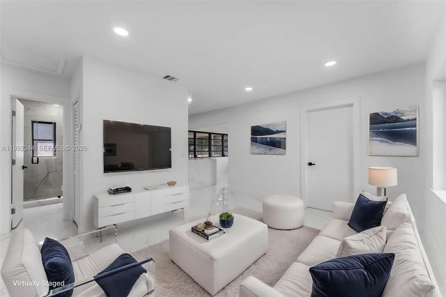 10170 SW 170th Ter, Miami, FL 33157