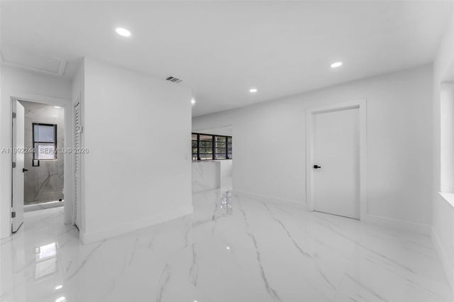 10170 SW 170th Ter, Miami, FL 33157