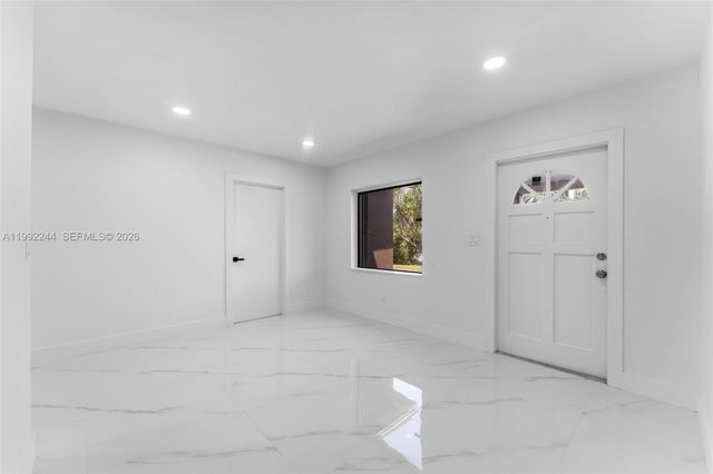 10170 SW 170th Ter, Miami, FL 33157