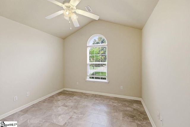 105 Eagles View Court, Easley, SC 29642