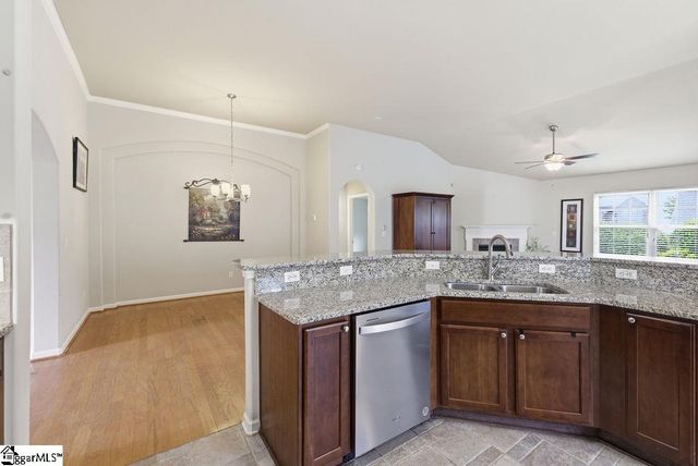 105 Eagles View Court, Easley, SC 29642