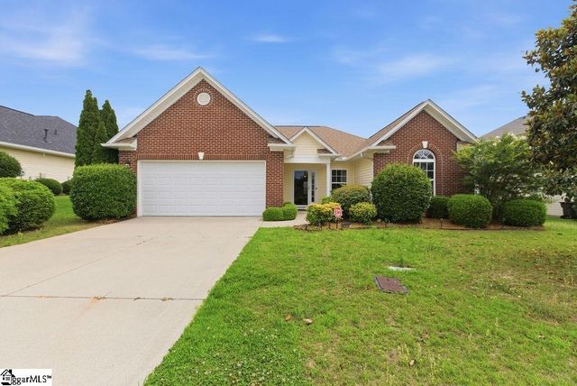 105 Eagles View Court, Easley, SC 29642