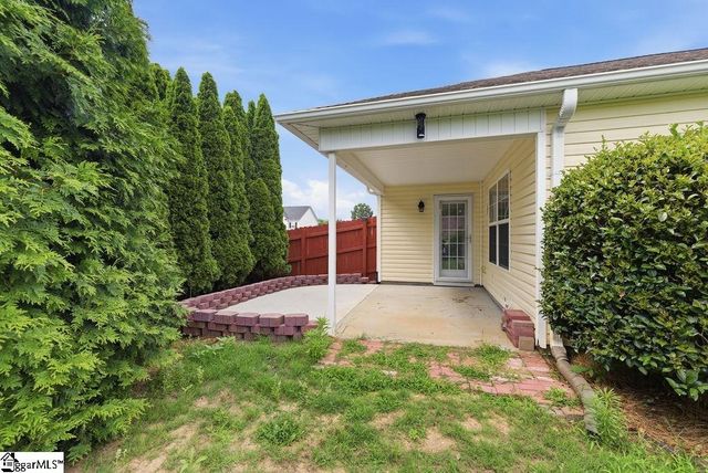 105 Eagles View Court, Easley, SC 29642