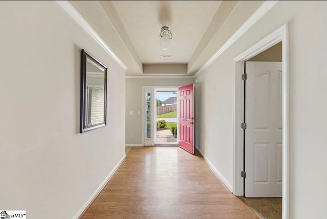 105 Eagles View Court, Easley, SC 29642