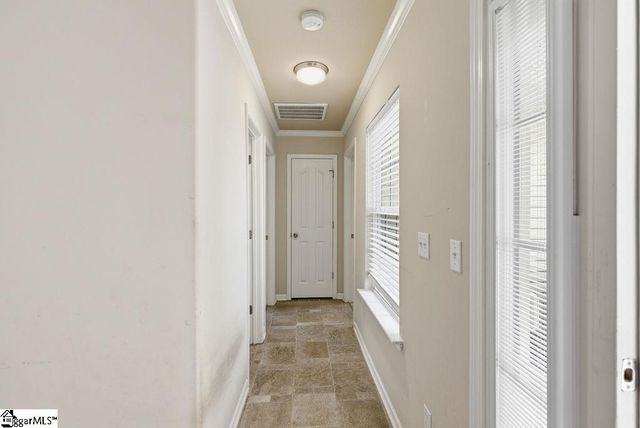 105 Eagles View Court, Easley, SC 29642