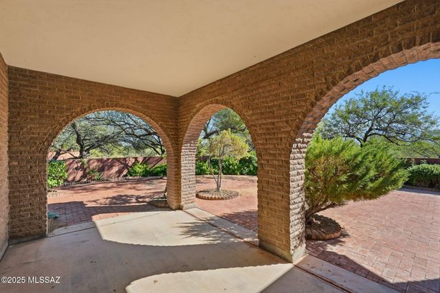 2350 S Camino Del Sol, Green Valley, AZ 85622