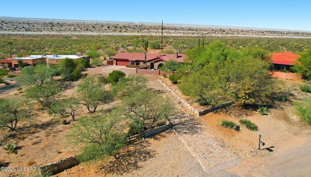 2350 S Camino Del Sol, Green Valley, AZ 85622