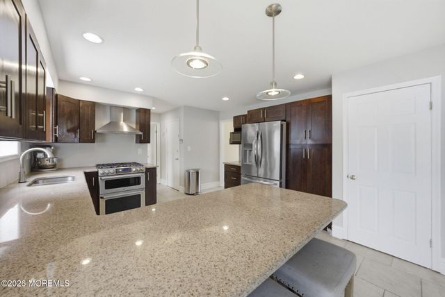 41 Netty Street, Howell, NJ 07731