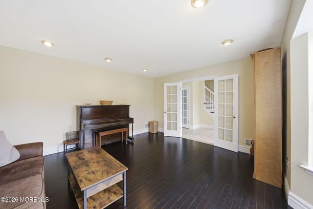 41 Netty Street, Howell, NJ 07731