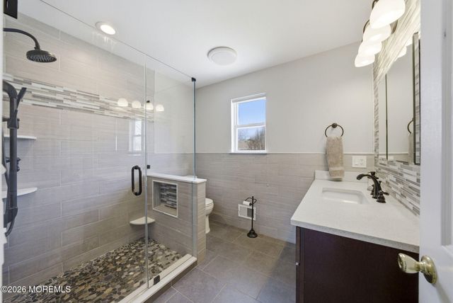 41 Netty Street, Howell, NJ 07731