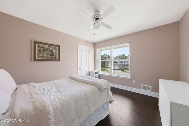 41 Netty Street, Howell, NJ 07731