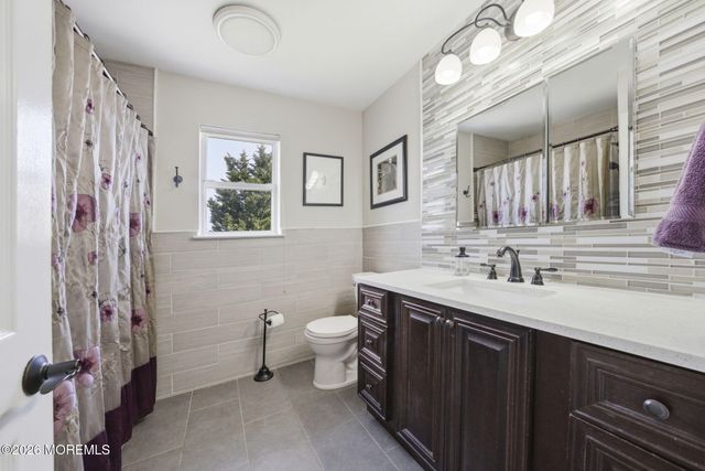 41 Netty Street, Howell, NJ 07731