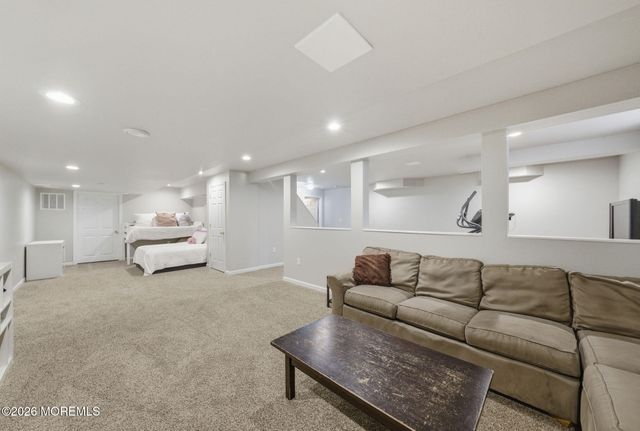 41 Netty Street, Howell, NJ 07731