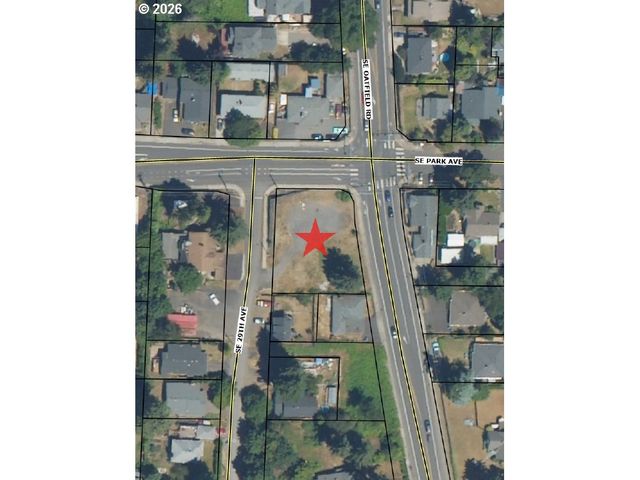 12811 Se OATFIELD Rd, Milwaukie, OR 97222