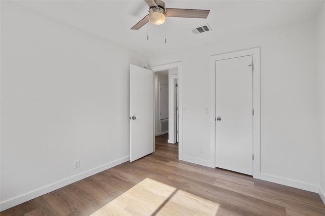 500 Mitchell DR, Hutto, TX 78634