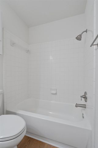 500 Mitchell DR, Hutto, TX 78634