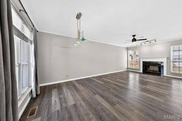 1450 Whispering Creek Drive, Ballwin, MO 63021