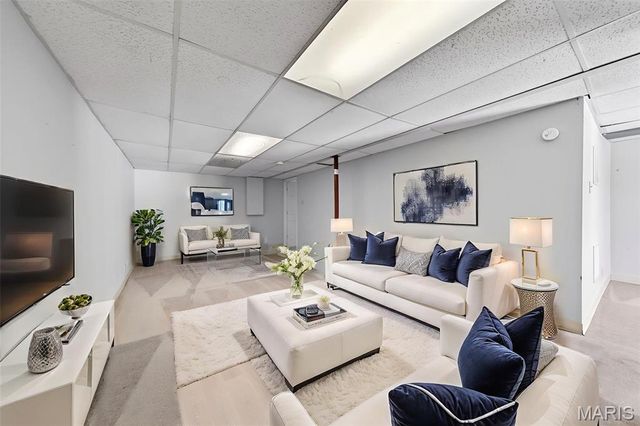 1450 Whispering Creek Drive, Ballwin, MO 63021