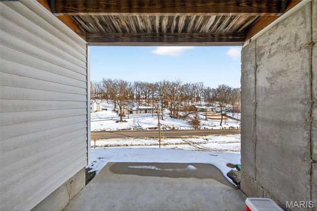 1450 Whispering Creek Drive, Ballwin, MO 63021