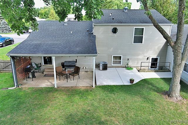 6598 Parkwood Drive, Lockport Town, NY 14094