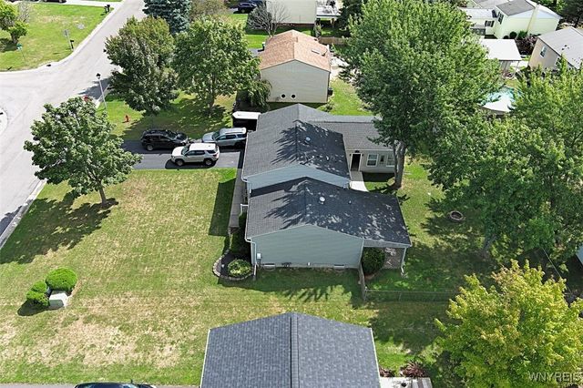 6598 Parkwood Drive, Lockport Town, NY 14094