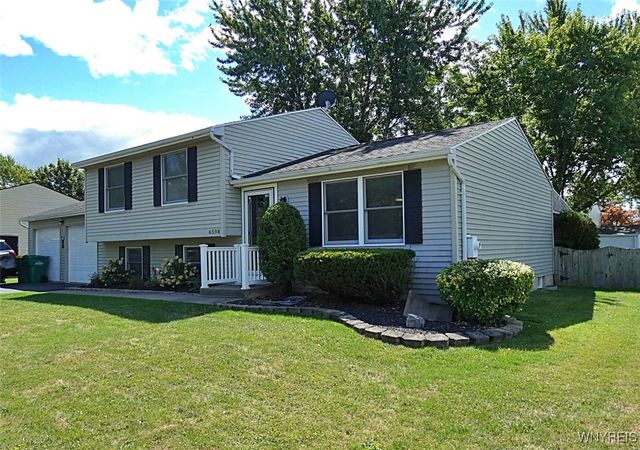 6598 Parkwood Drive, Lockport Town, NY 14094