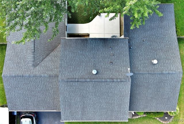 6598 Parkwood Drive, Lockport Town, NY 14094