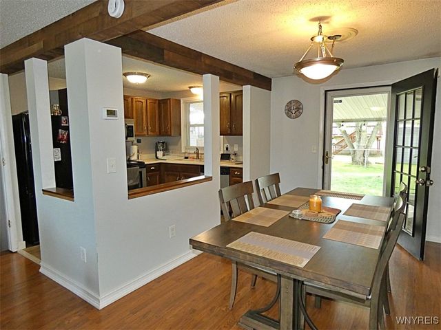 6598 Parkwood Drive, Lockport Town, NY 14094